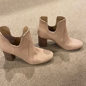 Lucky brand size 8M/381/2 booties 2”heel